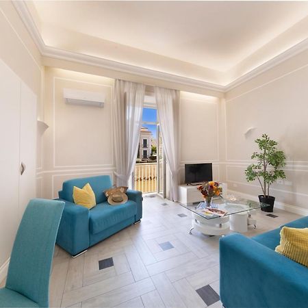 Yourhome - Royal Blue Suite Sorrento Esterno foto
