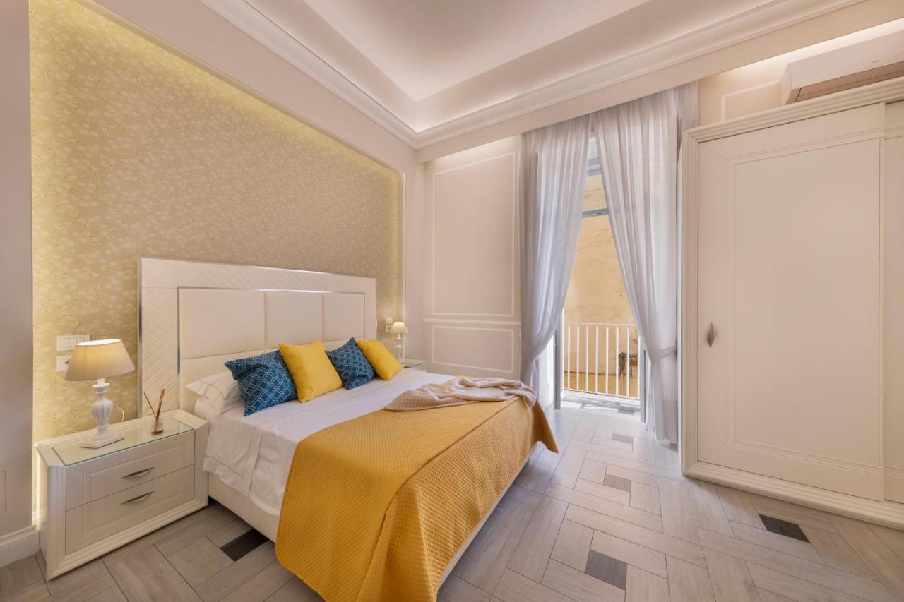 Yourhome - Royal Blue Suite Sorrento Esterno foto