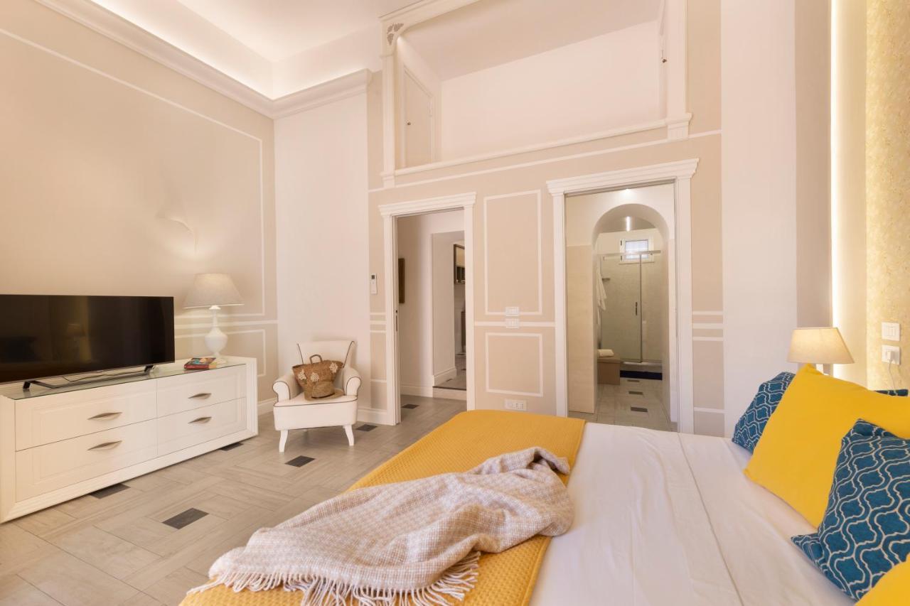 Yourhome - Royal Blue Suite Sorrento Esterno foto