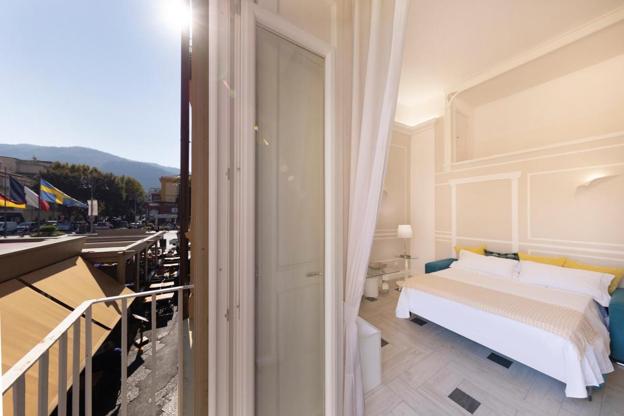 Yourhome - Royal Blue Suite Sorrento Esterno foto