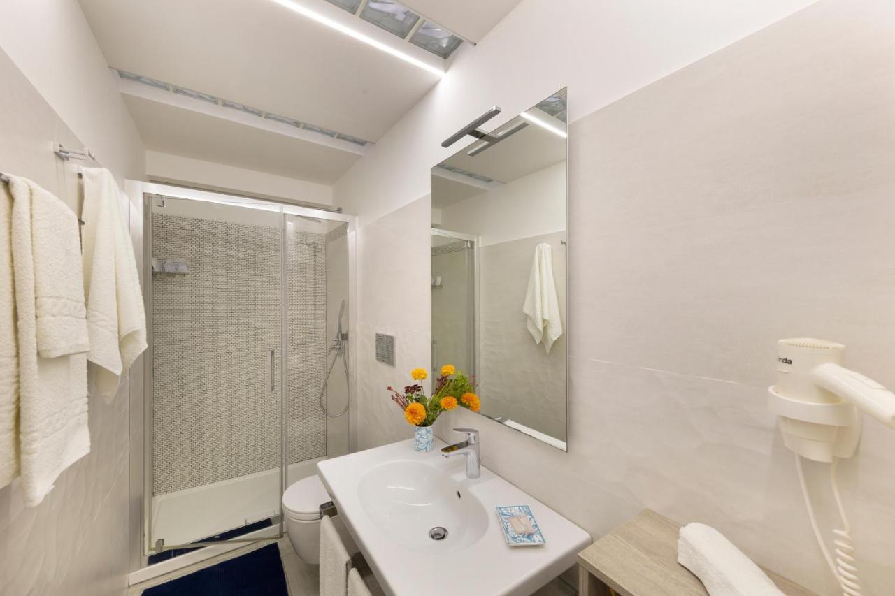 Yourhome - Royal Blue Suite Sorrento Esterno foto